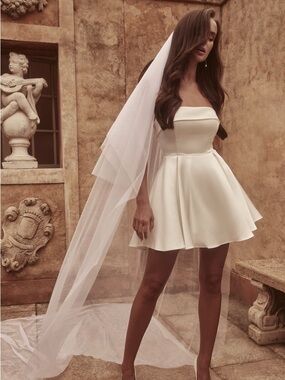 Meshki Cream Strapless Satin Dress